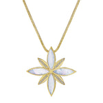Yellow gold, mother of pearl and brilliant diamonds necklace