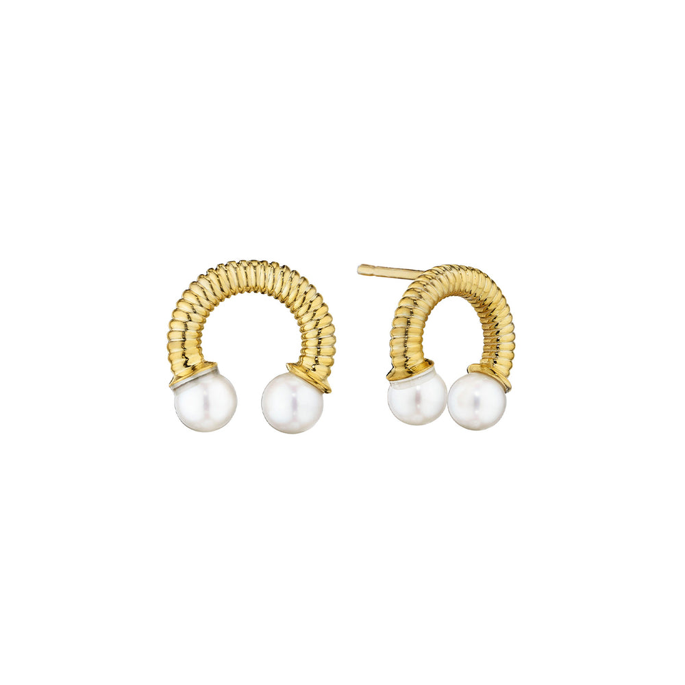 Yellow gold with freshwater pearl  earring